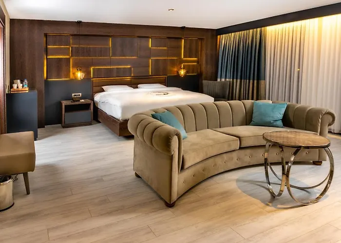 Anemon Kent Hotell 4*