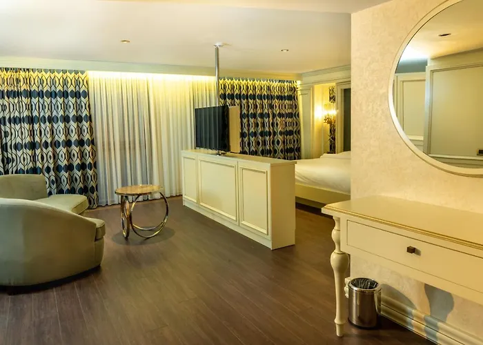 Anemon Kent Hotell 4*