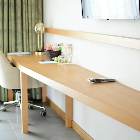 Anemon Kent Hotel 4*