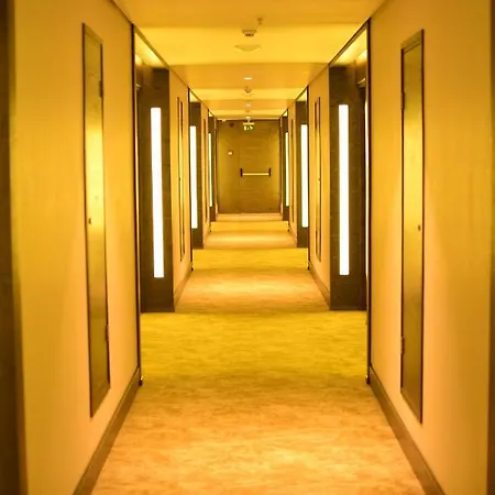 Hotel Anemon Kent 4*