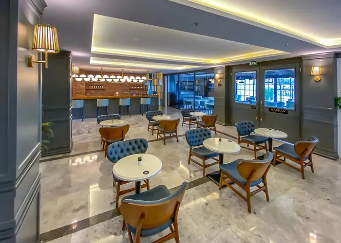 Hotel Anemon Kent 4*